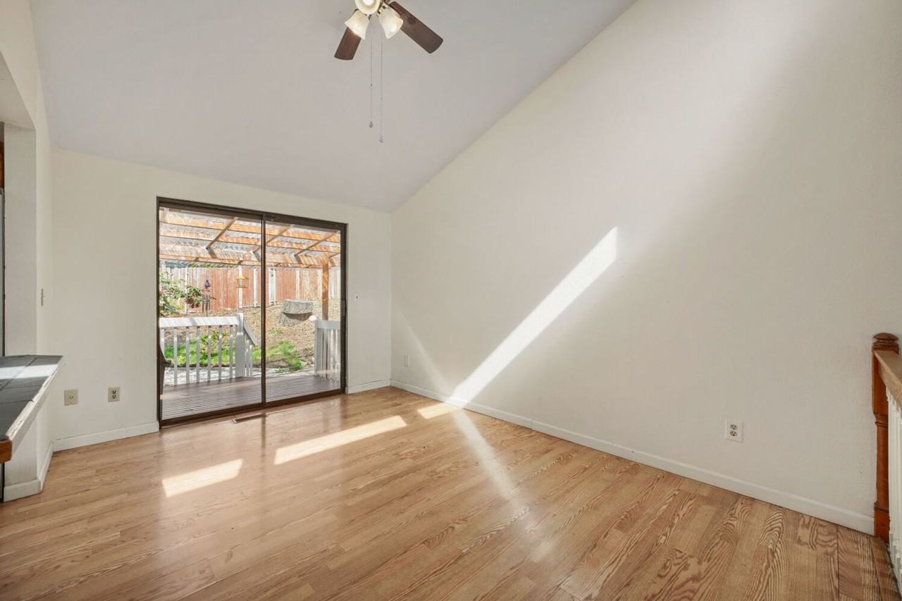 11524 Se 322nd Pl - Photo 5 of 25