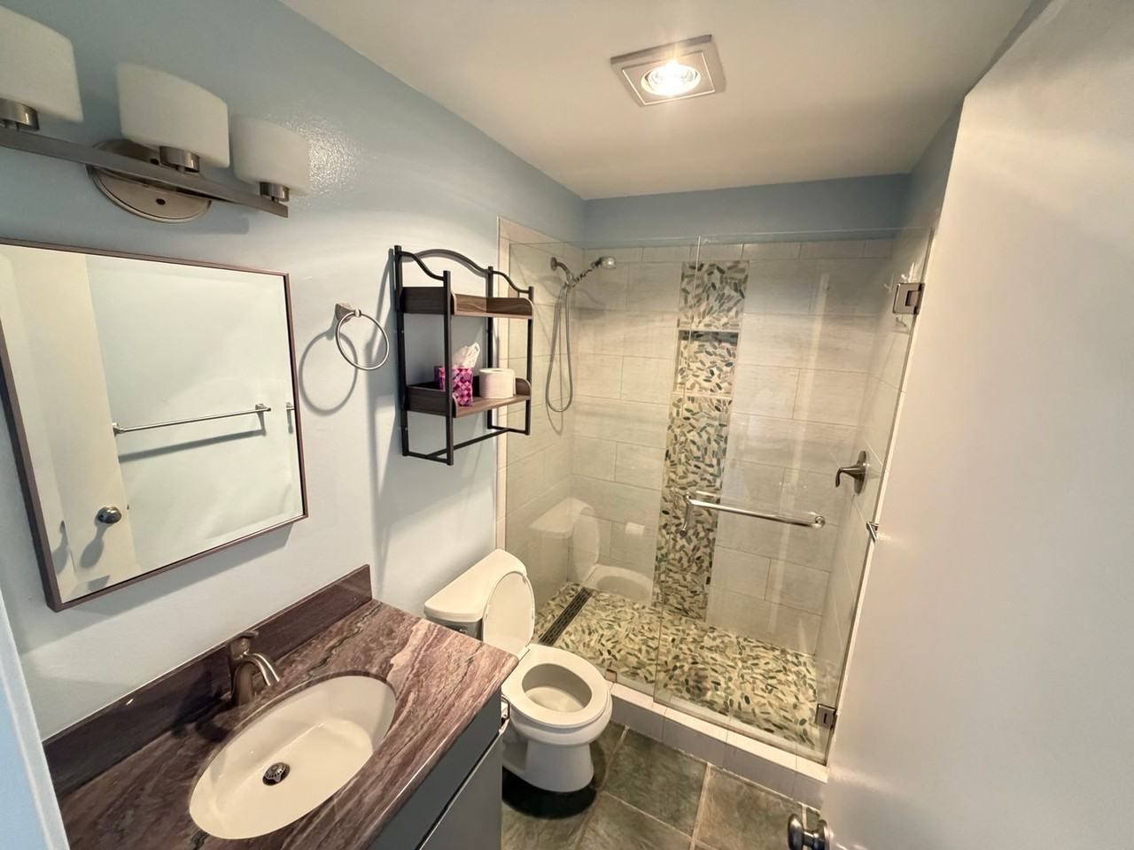 6020 Bixby Village Dr #63 - Photo 7 of 8