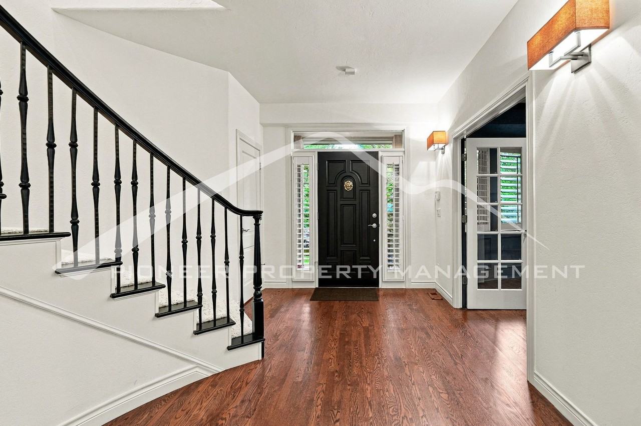 344 Saint Paul St - Photo 5 of 50