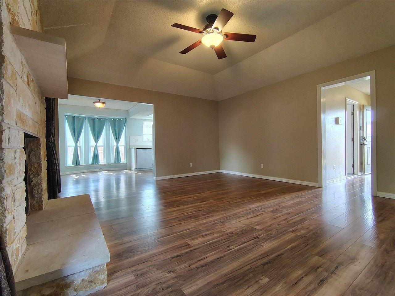 507 Thousand Oaks Blvd - Photo 4 of 22