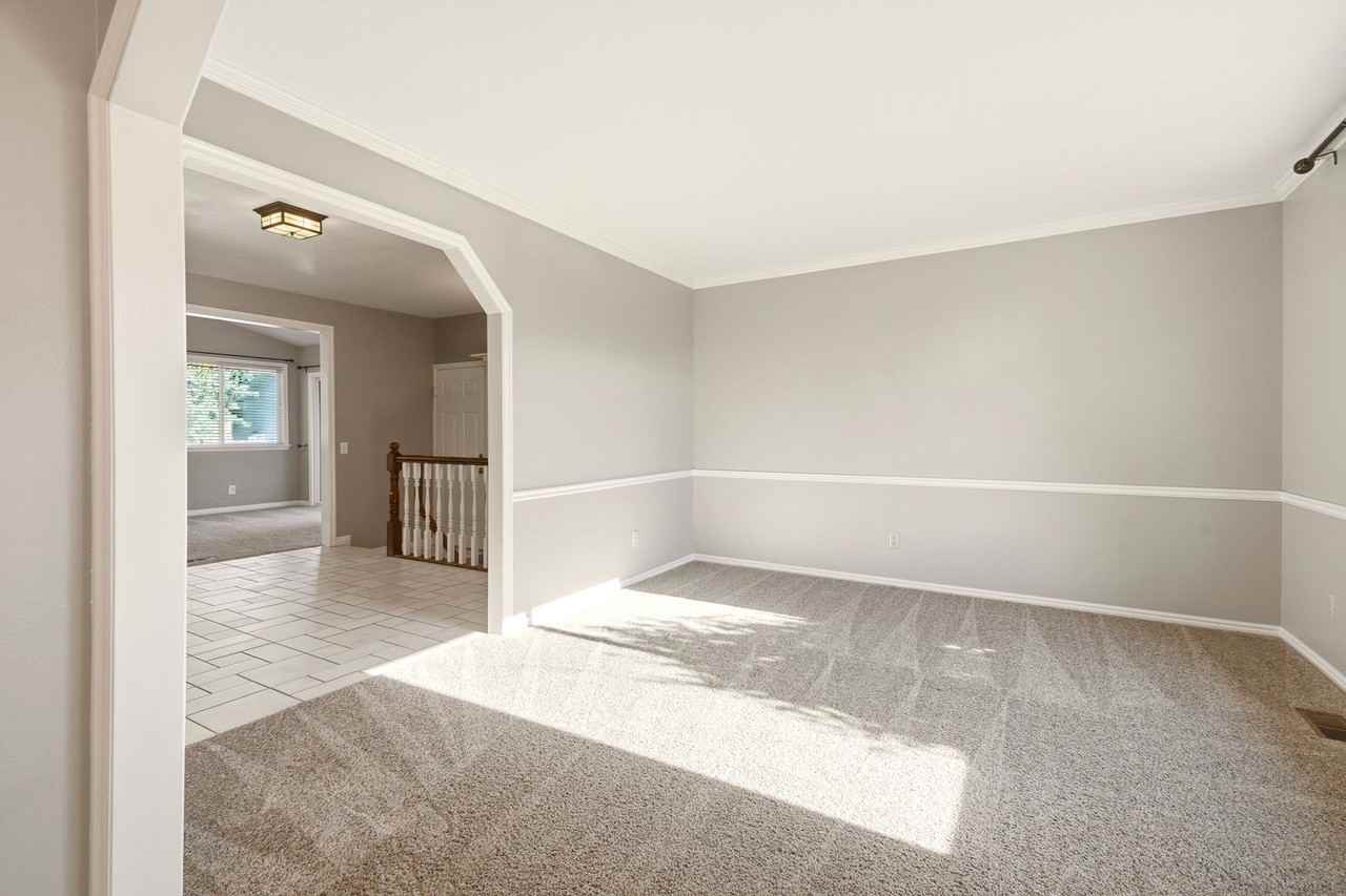 1203 N 100 E - Photo 5 of 34