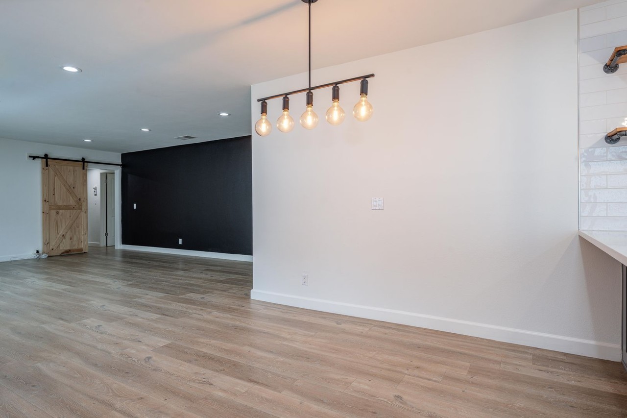 1340 Ridgecrest St - Photo 5 of 25