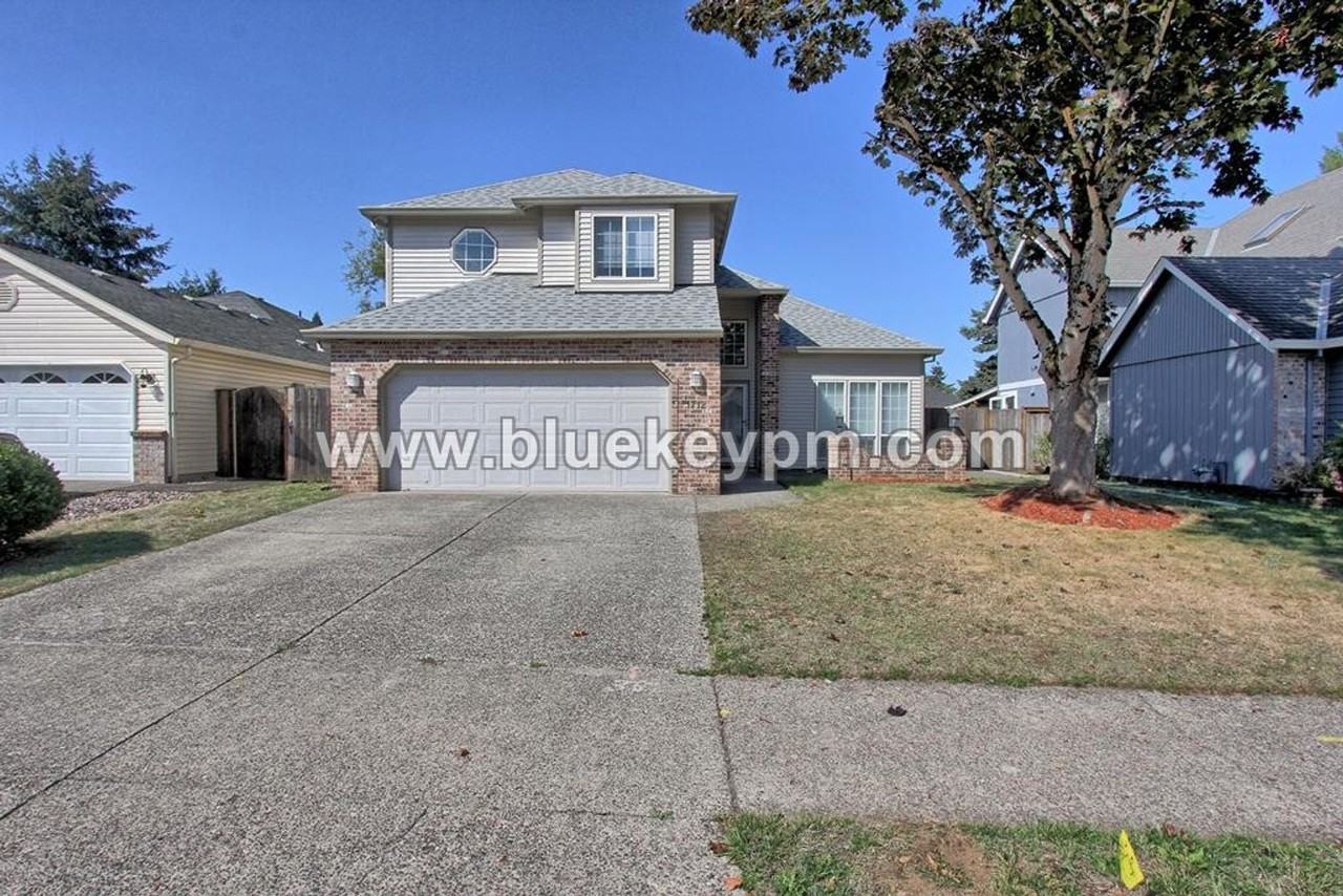 1712 Se Solomon Loop - Photo 2 of 18