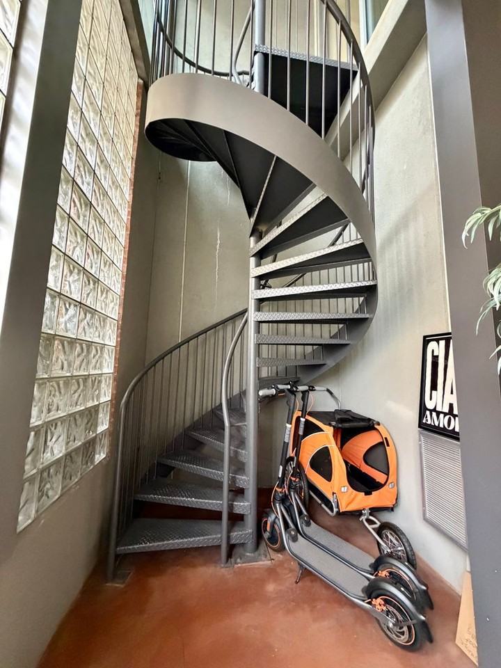 609 E Sherman Ave - Photo 5 of 12