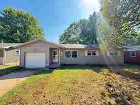 2144 E Monroe St - Photo 1 of 1