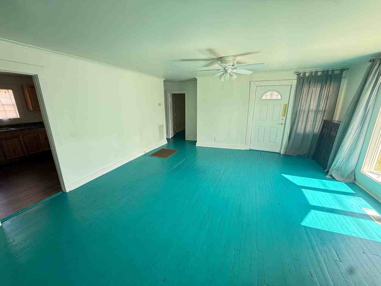 1357 S Florence Ave - Photo 5 of 16