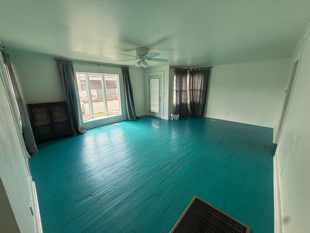 1357 S Florence Ave - Photo 6 of 16