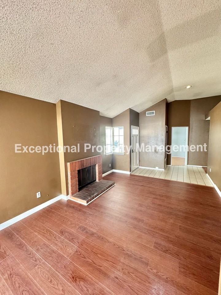 2520 Caribou Pl - Photo 3 of 10