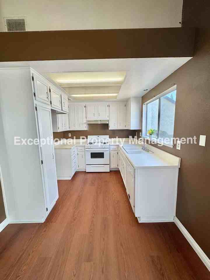 2520 Caribou Pl - Photo 4 of 10