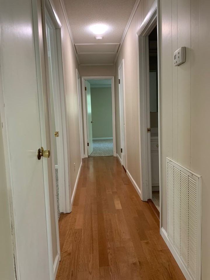 205 Tipton Ln - Photo 6 of 33