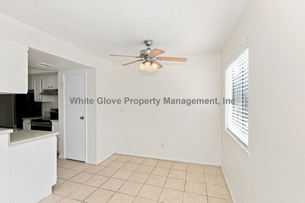18112 Camino Bello - Photo 5 of 20