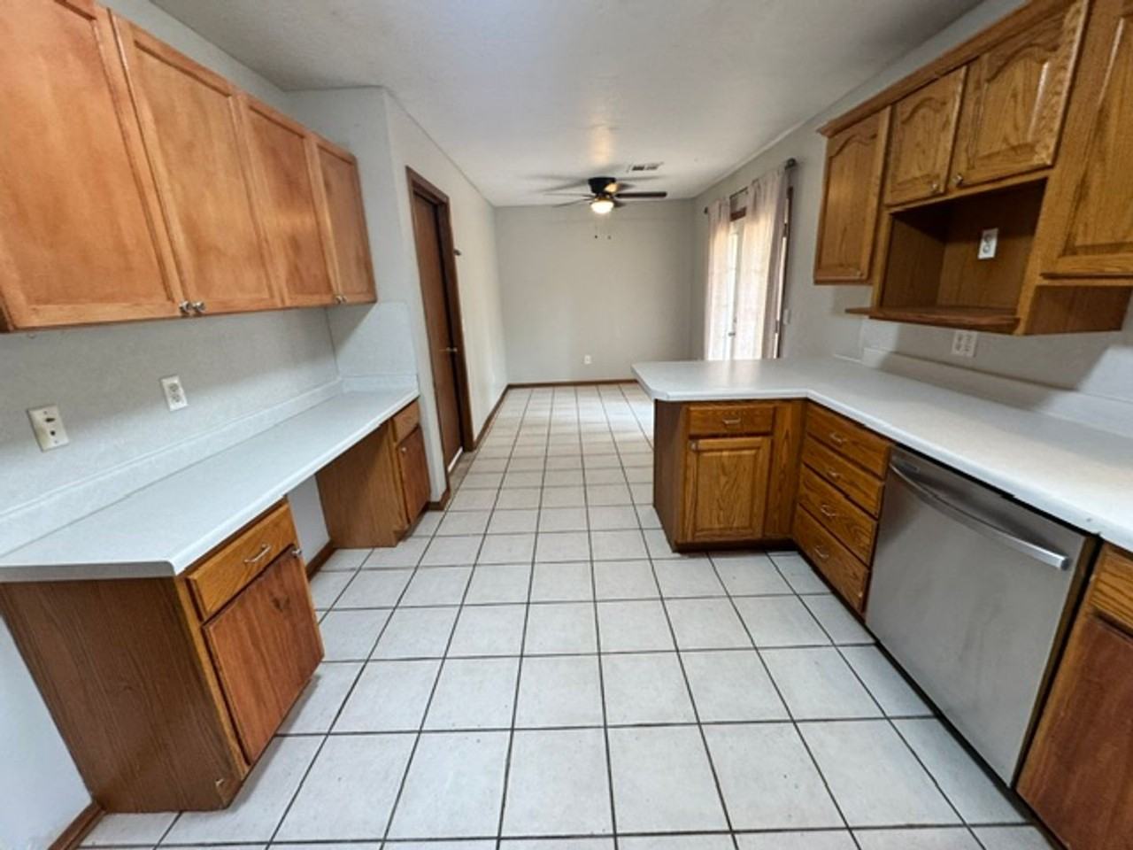 129 Ne 11th St - Photo 5 of 14