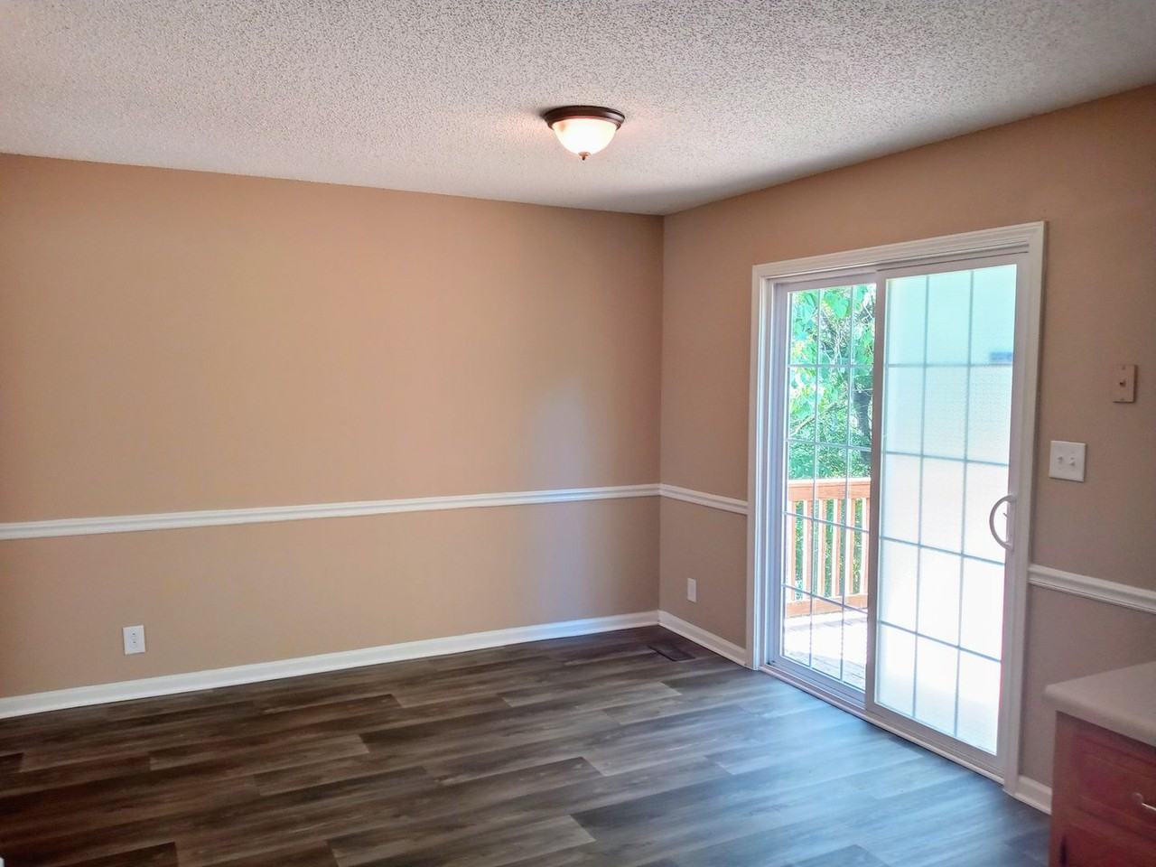 2575 Elkmont Dr - Photo 5 of 14