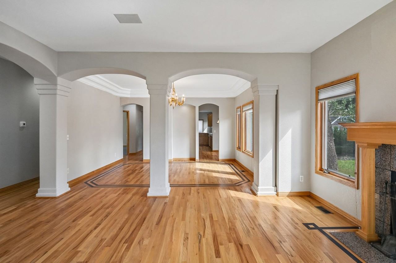 1722 Newport St - Photo 2 of 26