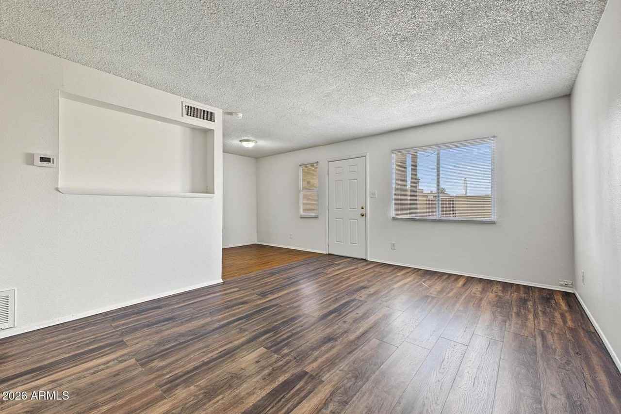 4701 E Pueblo Ave - Photo 5 of 15