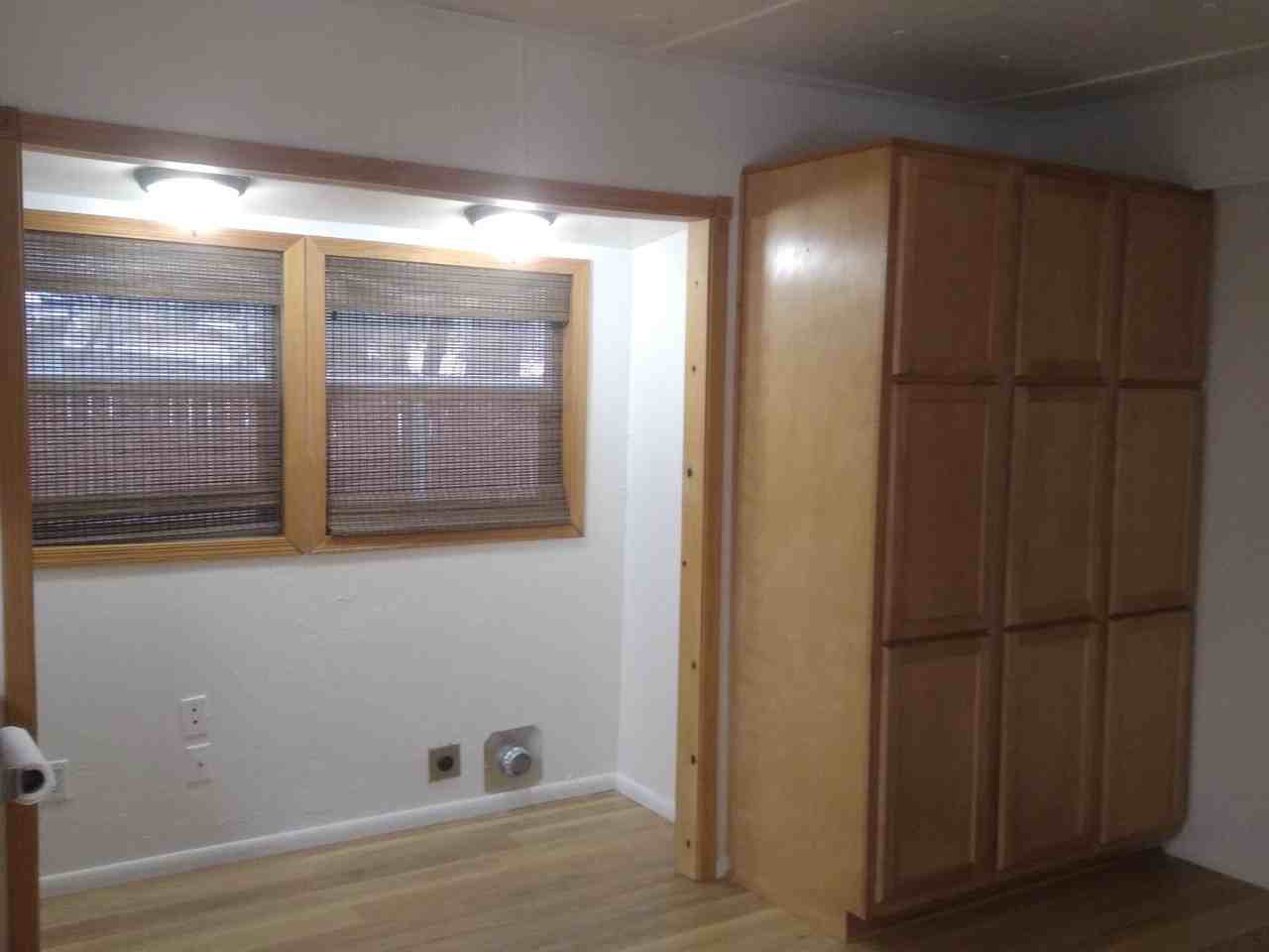 309 W Bonita St - Photo 3 of 30