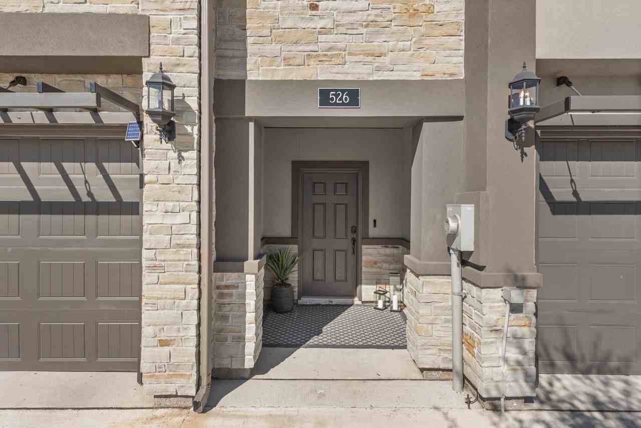 504 Momma Bear Dr - Photo 3 of 29