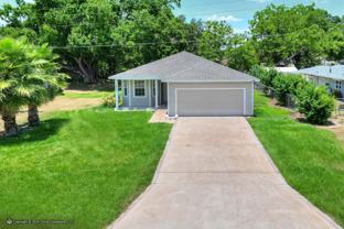 2213 W Central Ave - Photo 1 of 1
