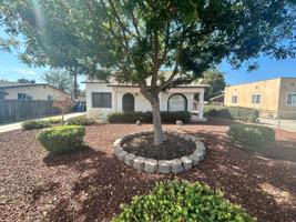 featured image of 1724 N Douty St