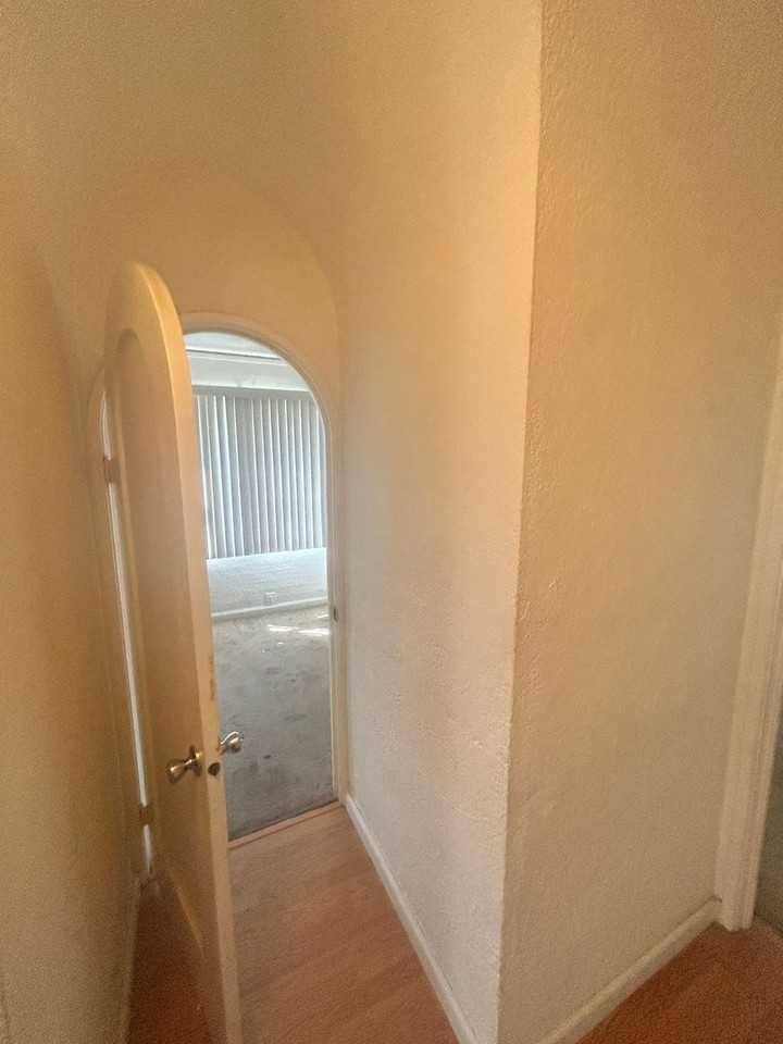 1724 N Douty St - Photo 6 of 12