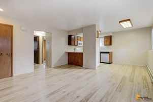 featured image of 3806 Iowa Dr