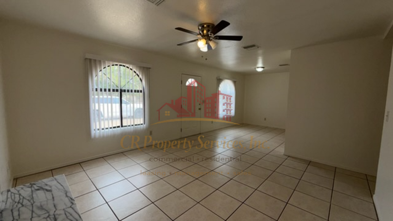 1724 Florence Ave - Photo 5 of 20