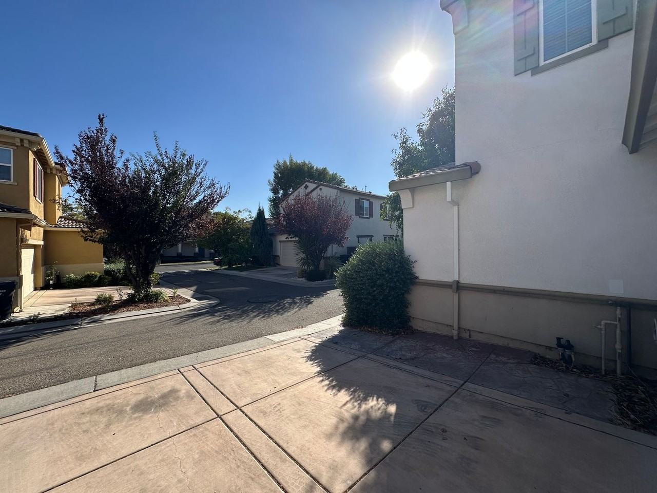 263 W Santa Clara Dr - Photo 3 of 25