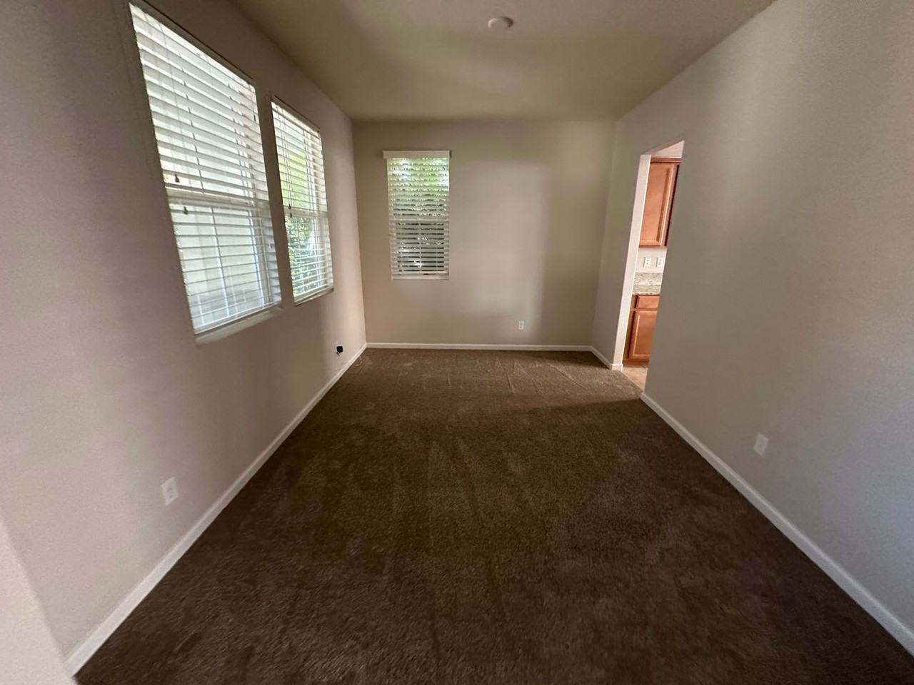 263 W Santa Clara Dr - Photo 4 of 25
