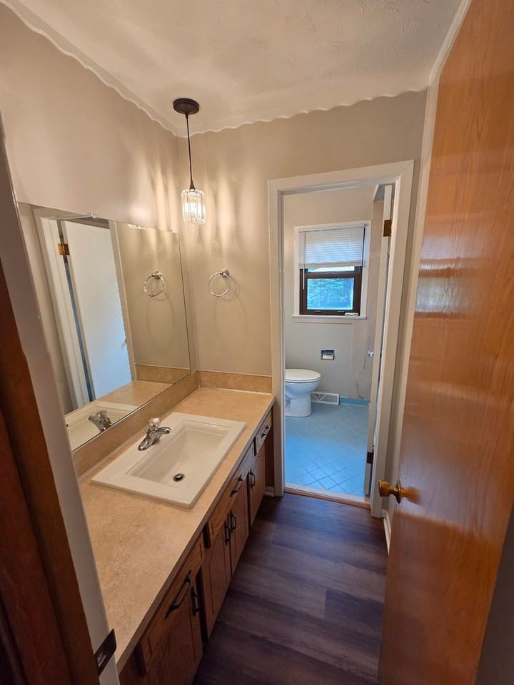 4021 N 95th St - Photo 7 of 19