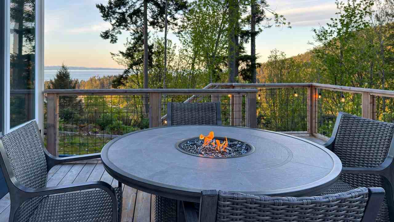 646 646 Crescent Bay Ln - Surf Eyrie - Photo 3 of 19
