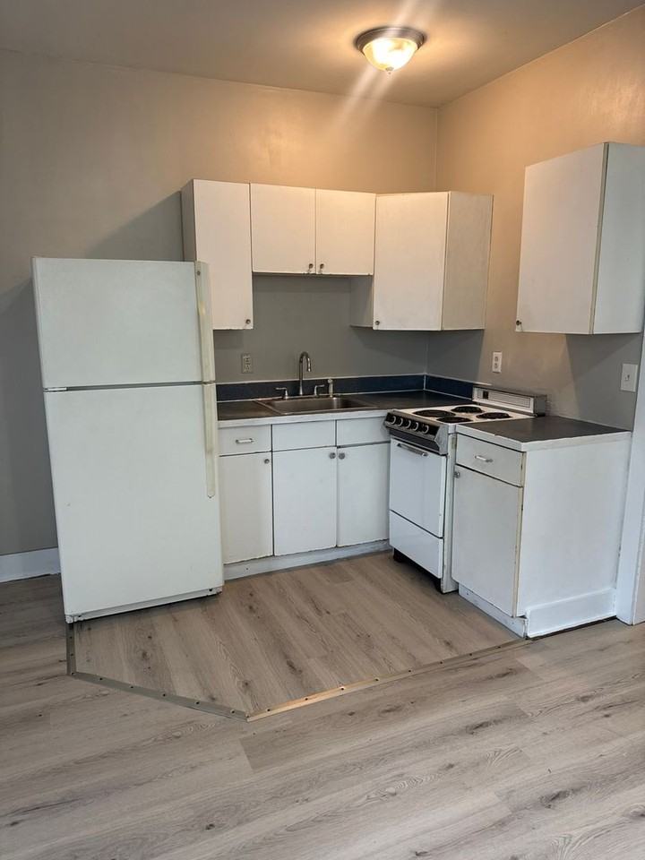 55 Blackhall St - Photo 2 of 8
