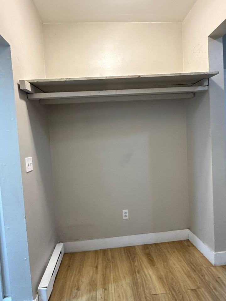 55 Blackhall St - Photo 7 of 8