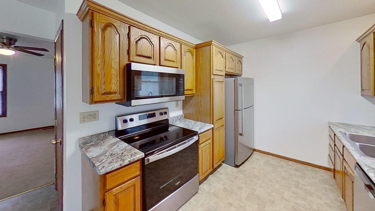 5103 Hickman Rd