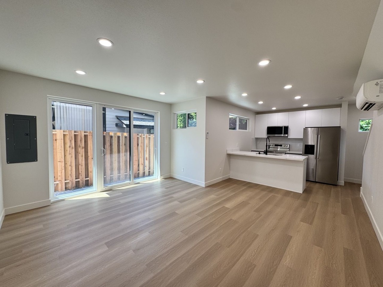 4250 S Juneau St #B - Photo 5 of 23