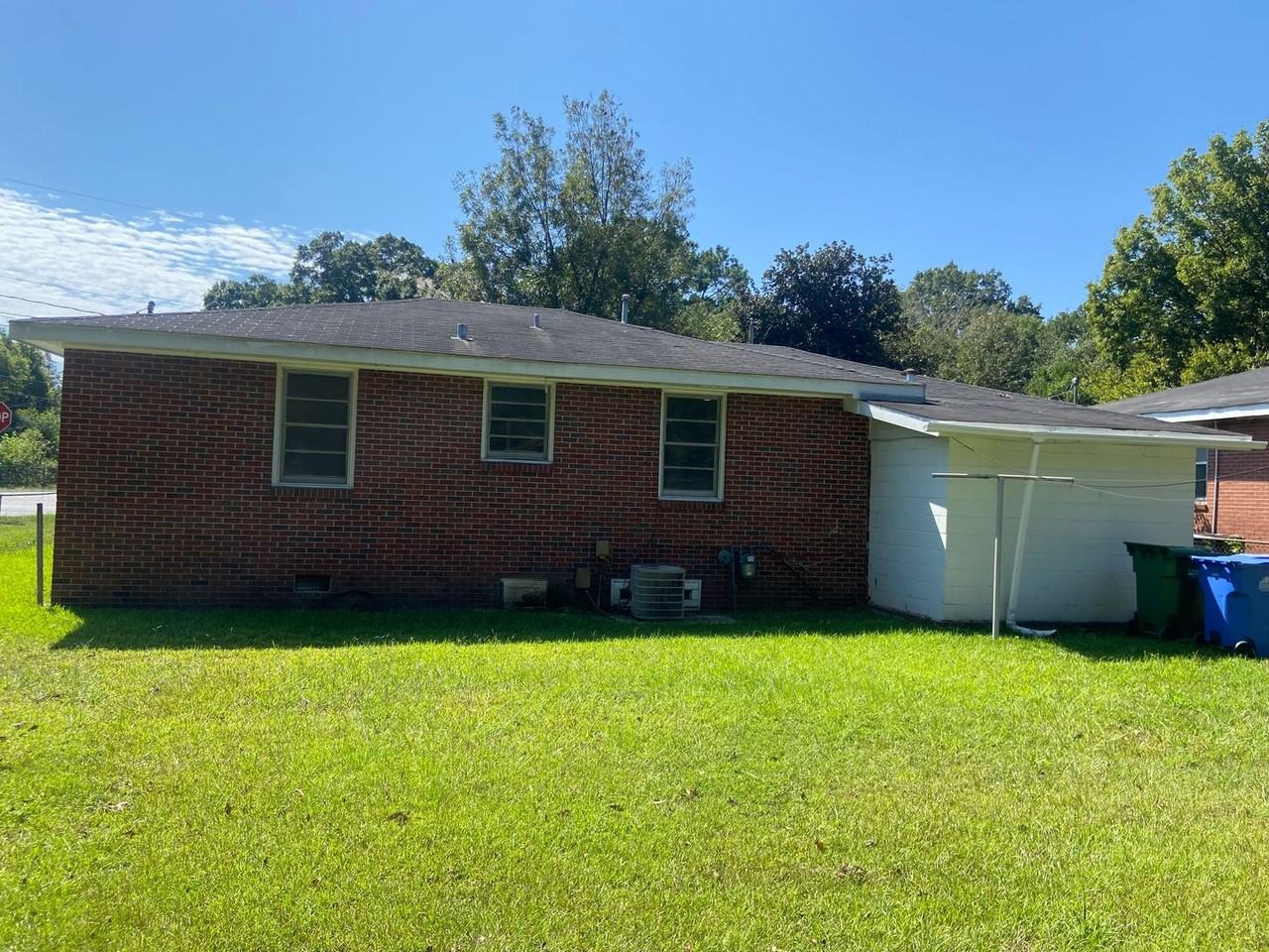 2945 Blan St - Photo 2 of 13