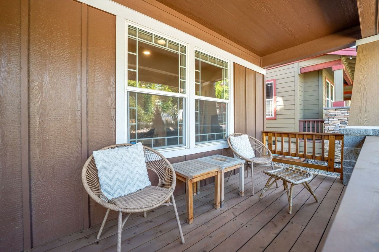 2742 Ne Great Horned Pl - Photo 6 of 49