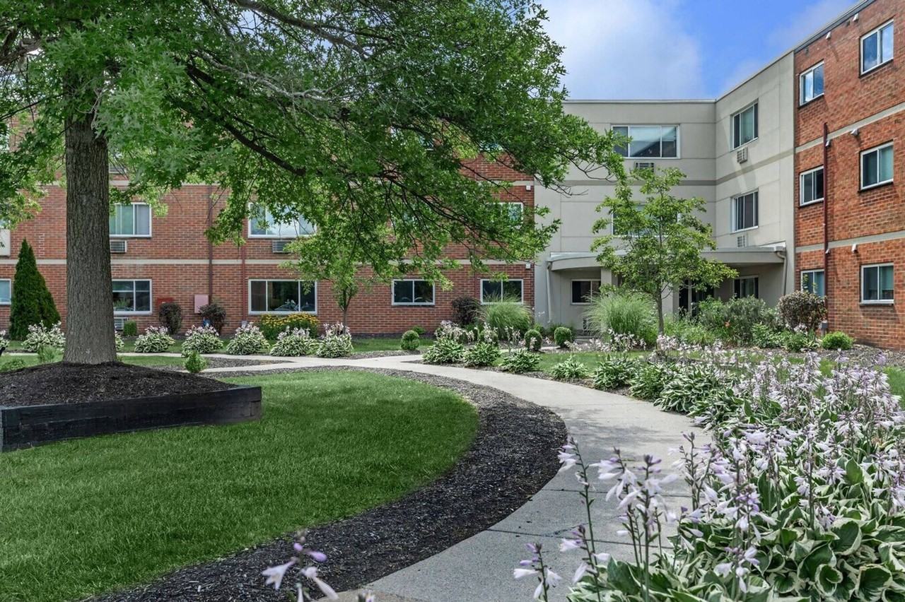 Norstar Apartments - Photo 2 of 30