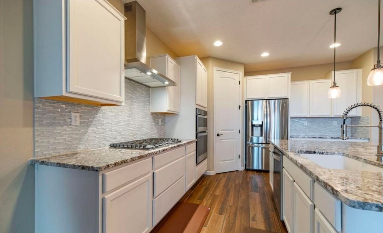 4704 Viento Del Norte - Photo 4 of 25