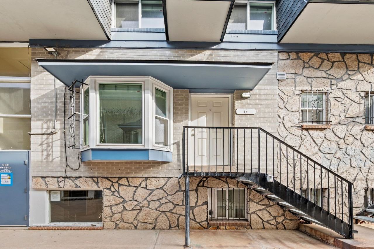 1275 N Colorado Blvd #6 - Photo 4 of 17