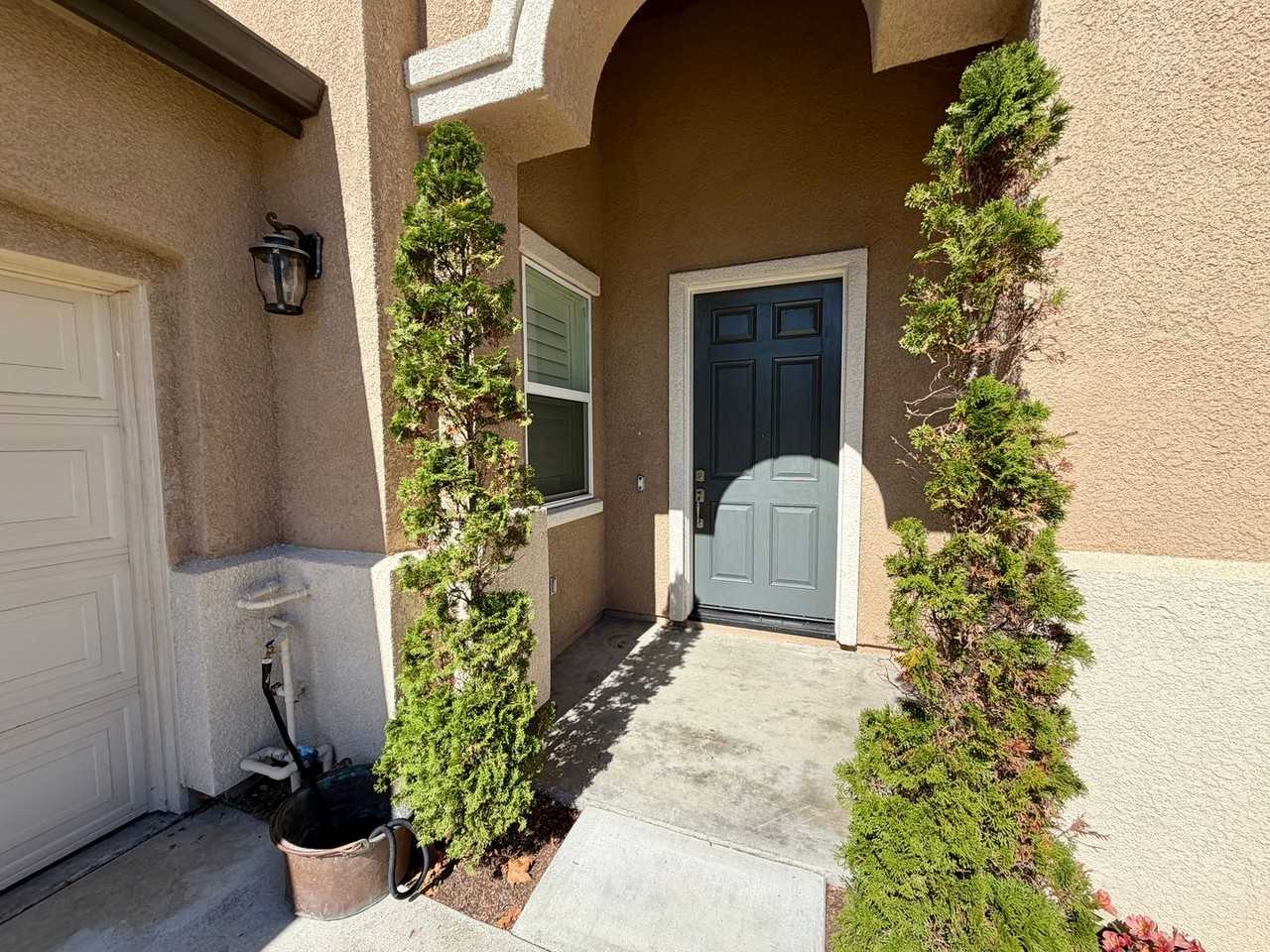 4456 Ocean Heights Ct - Photo 4 of 50