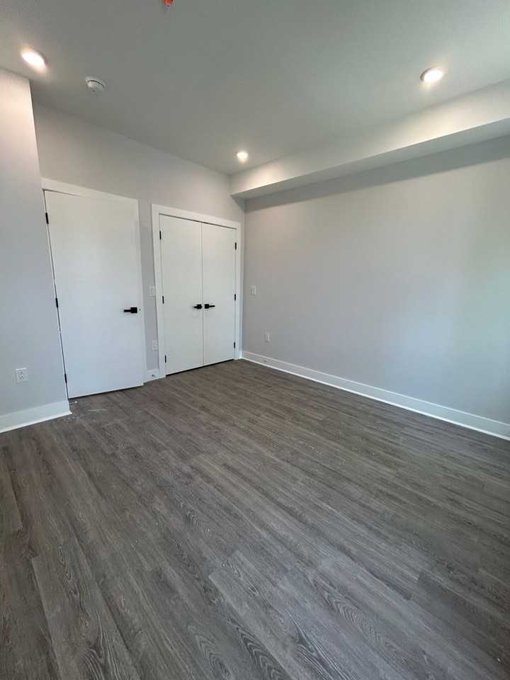 2205 N Franklin St - Photo 2 of 27
