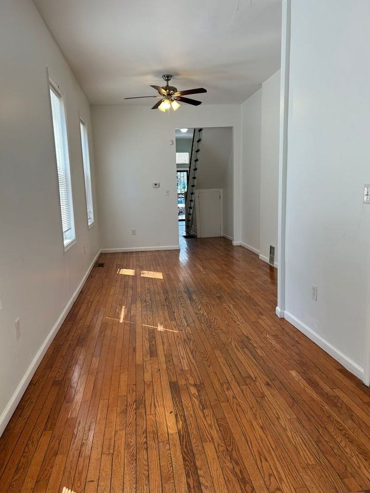 2225 N 17th St - Photo 4 of 22