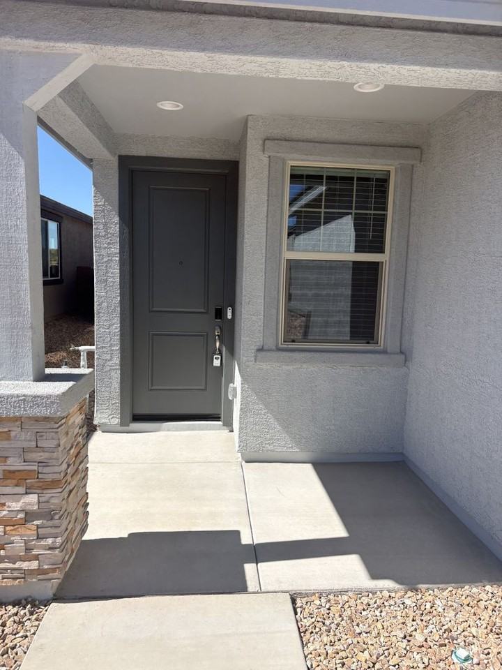 7316 S Gray Jay Dr - Photo 2 of 43