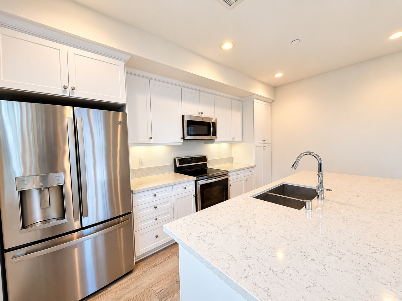 30701 Sugarmill Ln - Photo 5 of 21