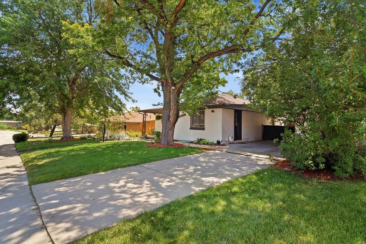 9500 W 54th Pl - Photo 2 of 50