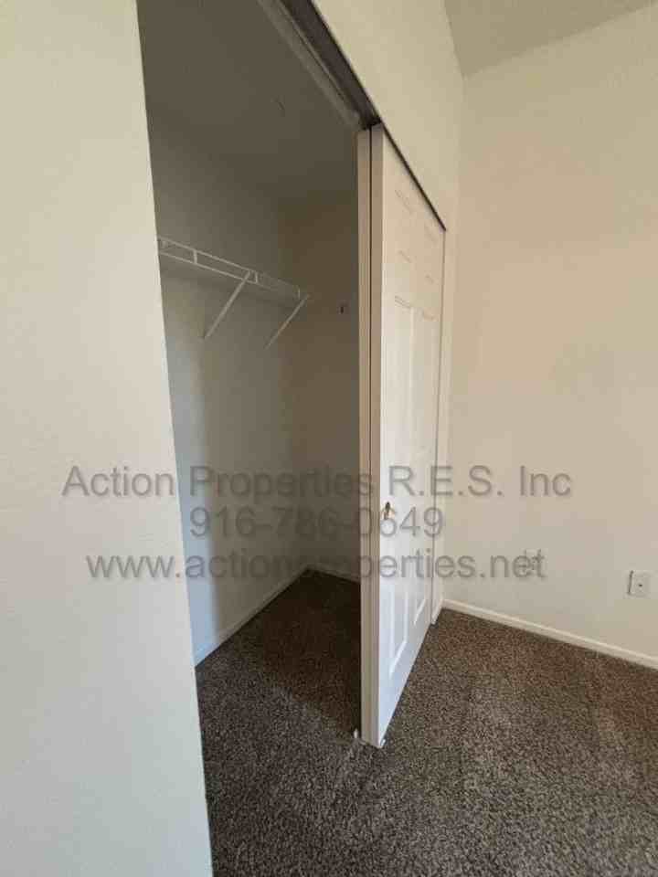 701 Gibson Dr #1516 - Photo 6 of 26