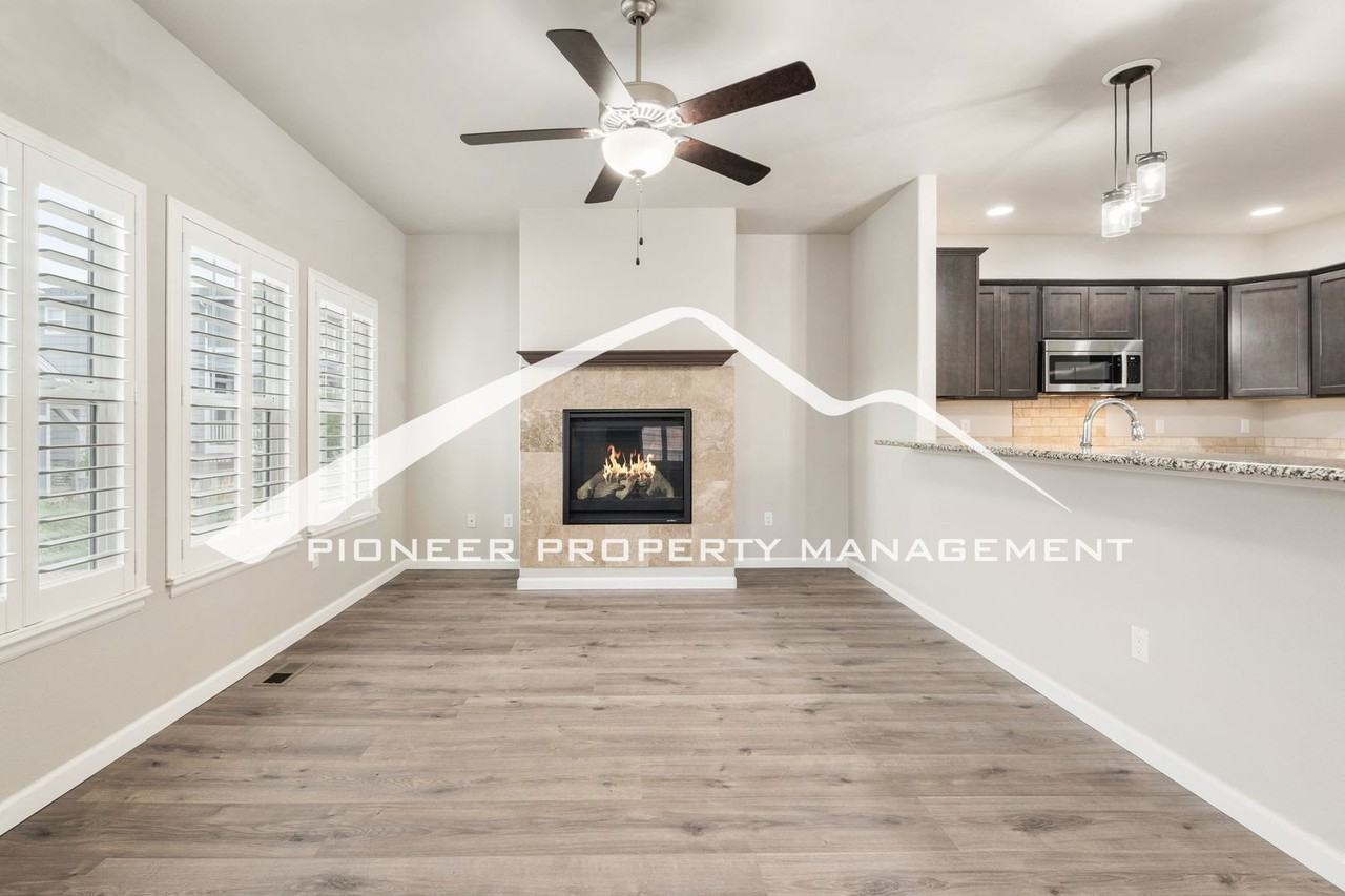 295 Eclipse Dr - Photo 7 of 33