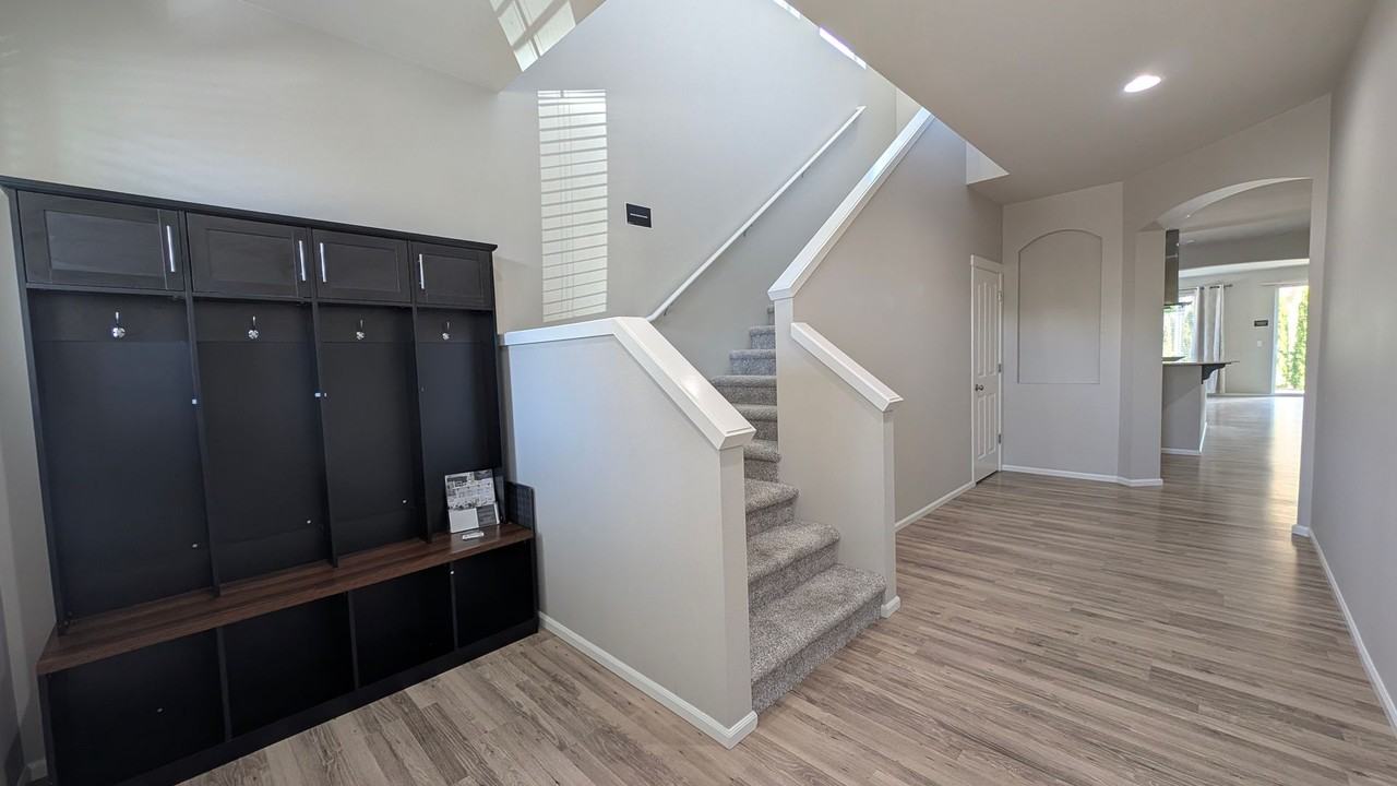 3610 127th Ave Ne - Photo 2 of 24