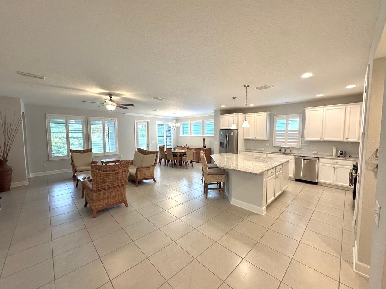 118 Forestview Ln - Photo 2 of 41