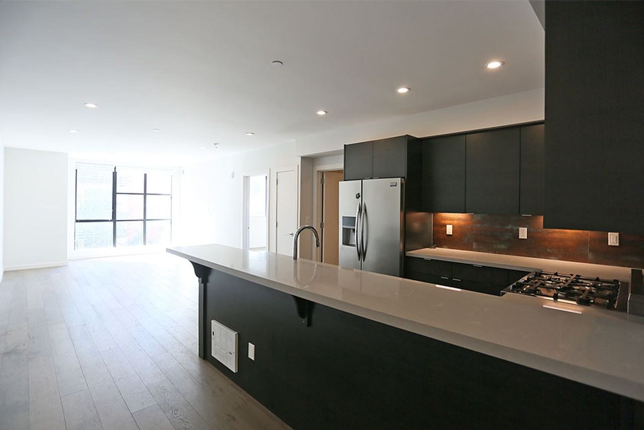 252 9th St #304 - Photo 6 of 23